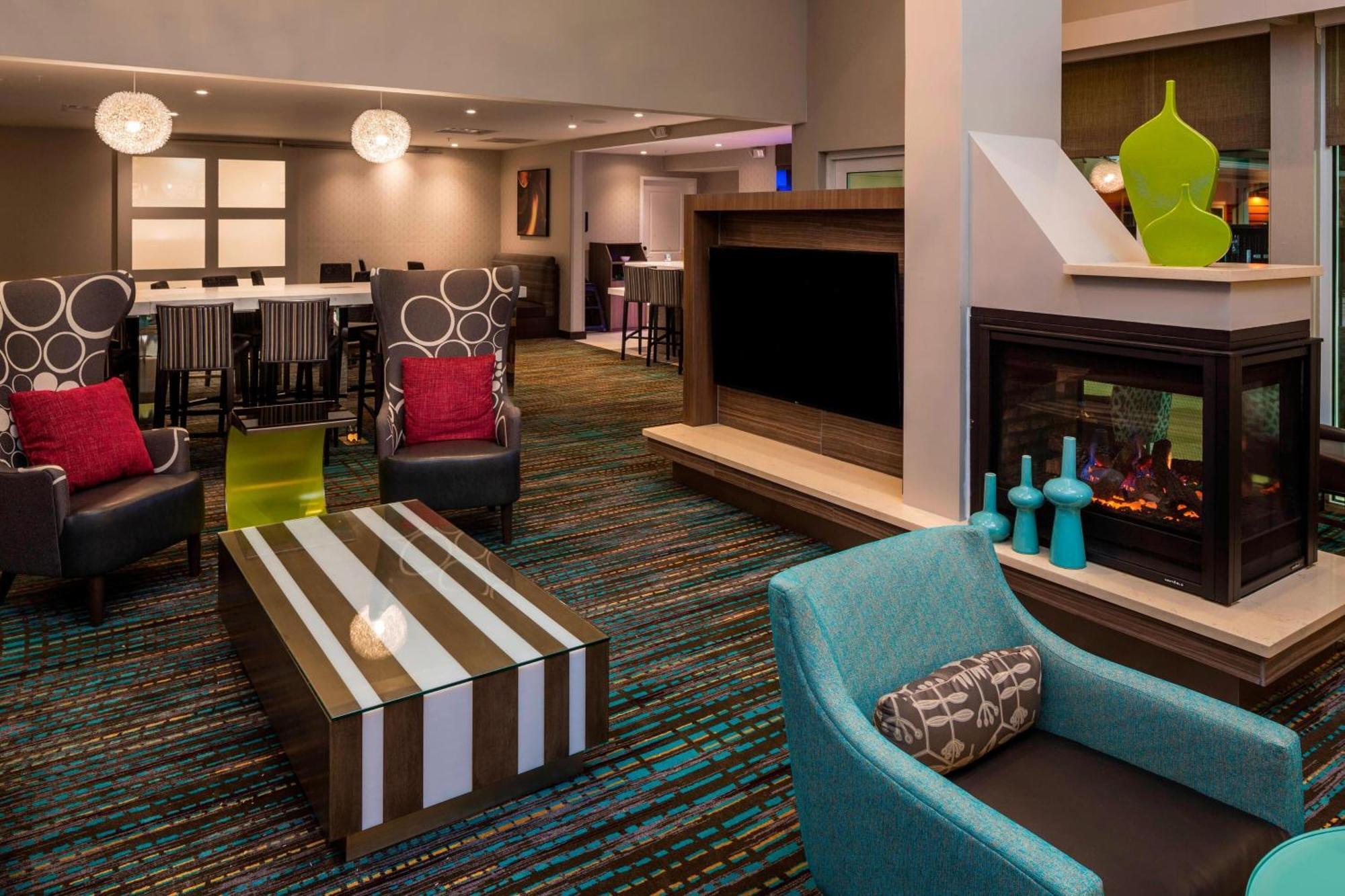Hotel By Marriott South Bartram Park