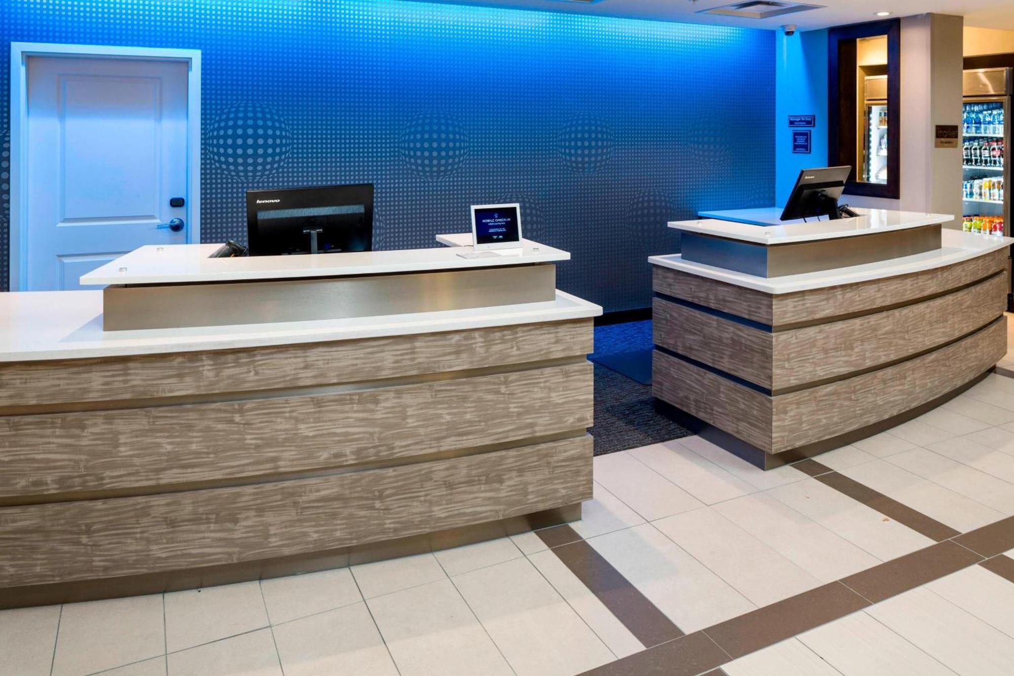 Hotel By Marriott South Bartram Park 3*