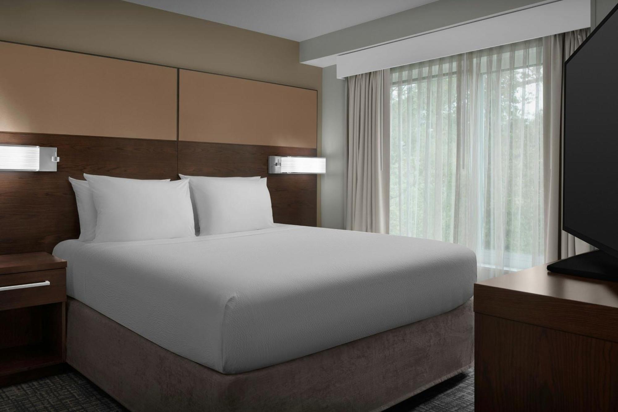 By Marriott South Bartram Park 3*